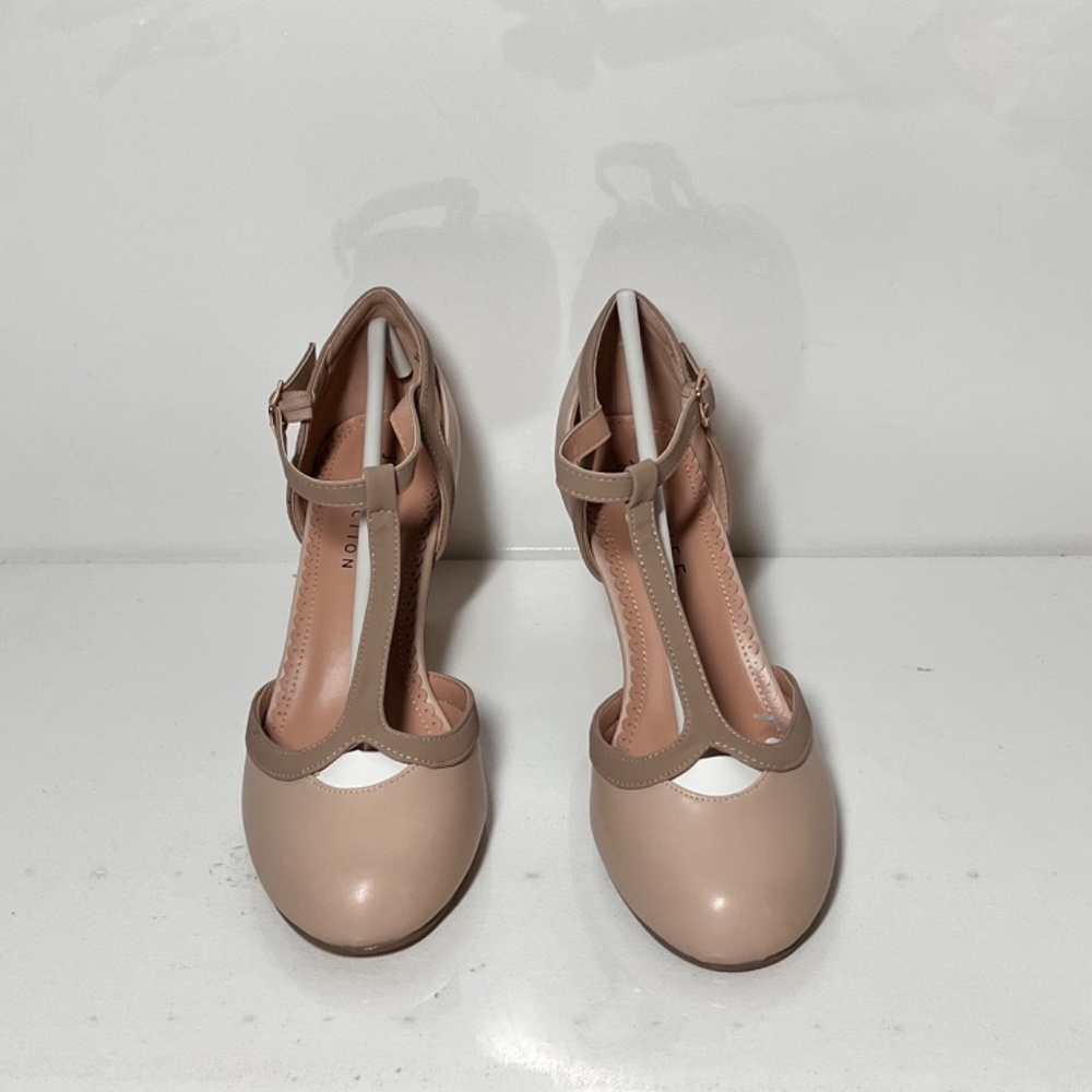 Journee Olina Mary Jane Heels - Picture 4 of 6